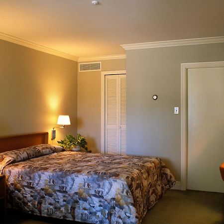 קרקט Auberge De La Baie מראה חיצוני תמונה